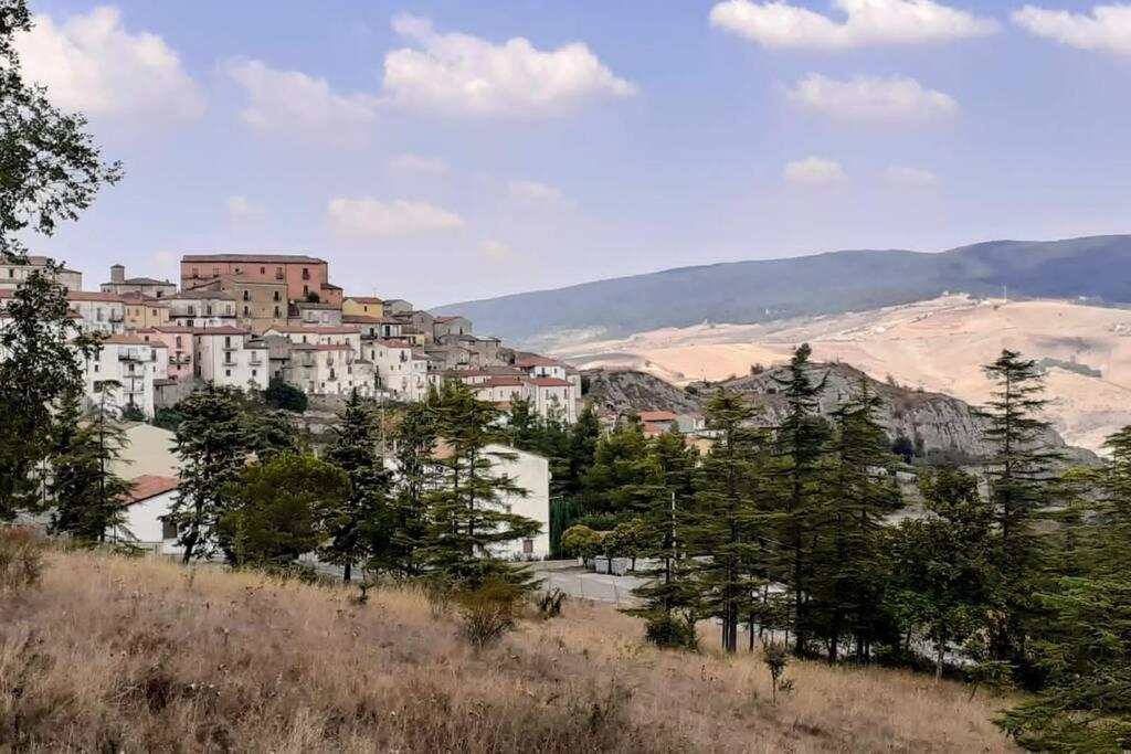 Le Origini Casa In Borgo Tipico Lucano Trivigno المظهر الخارجي الصورة